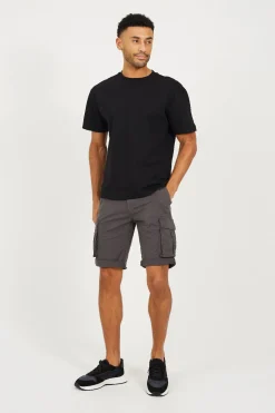 Short cargo con siete bolsillos