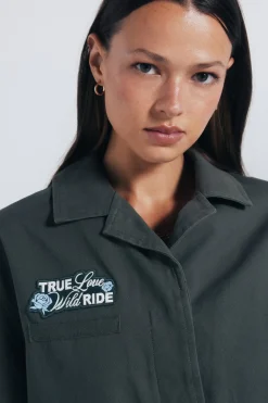 Sobrecamisa militar parches