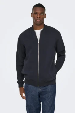 Sudadera estilo bomber.