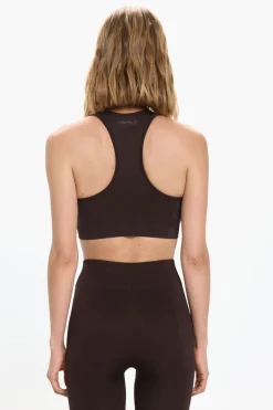 Sujetador deportivo seamless.