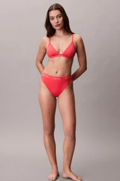 Top bikini triangular logo