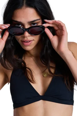 Top de bikini triangular halter liso