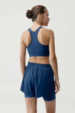 Top deportivo Bikila Azul marino
