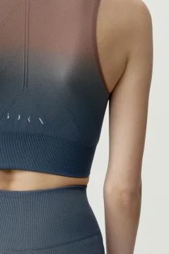 Top deportivo Dione azul gris&aacute;ceo y marr&oacute;n