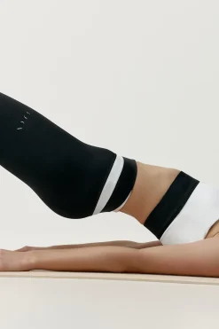 Top deportivo Kate negro/blanco