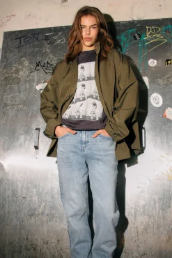 Trench corto militar