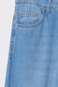 Vaqueros largos anchos