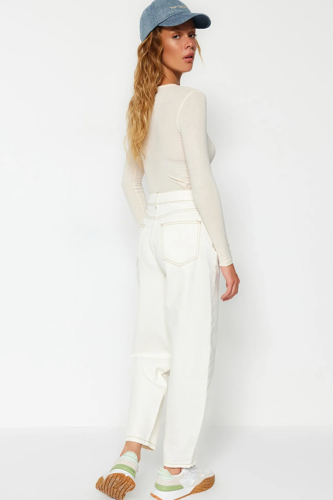 Vaqueros tipo barrel