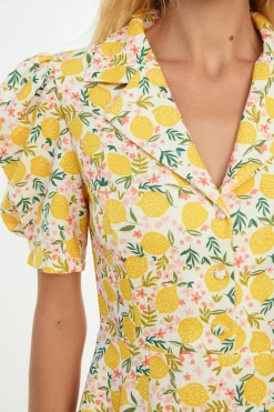 Vestido corto cuello camisero