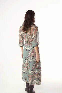 Vestido estampado gomas