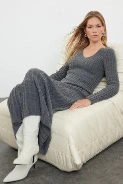 Vestido largo b&aacute;sico