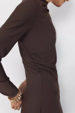 Vestido largo botones dorados