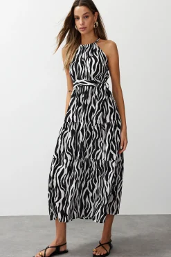 Vestido maxi cuello halter