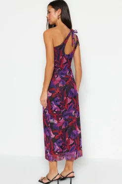 Vestido midi ajustado cut out