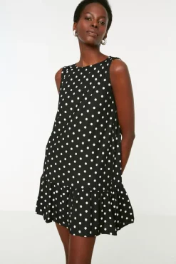 Vestido mini lunares