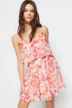 Vestido mini volantes