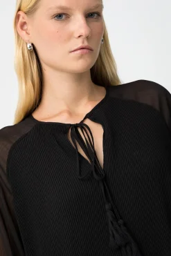 Vestido Plisado con Cord&oacute;n