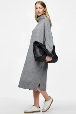 Vestido punto midi cuello alto