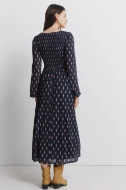 Vestido volante escote