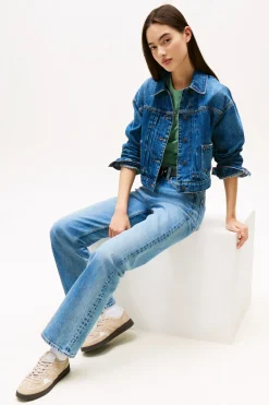 Zapatilla Tommy Jeans beige con suela marr&oacute;n