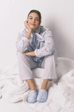 Zapatillas casa azul cerezas