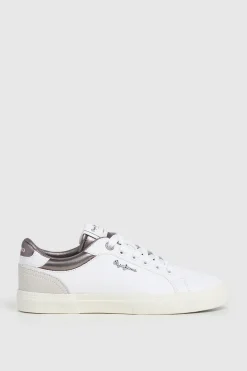 Zapatillas Clásicas Con Detalles En Ante