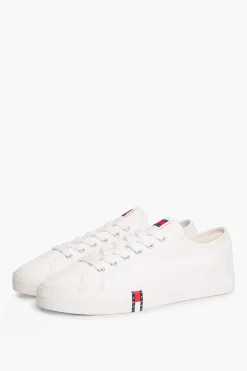 Zapatillas con bandera