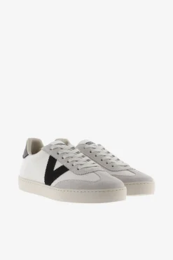 Zapatillas de efecto piel